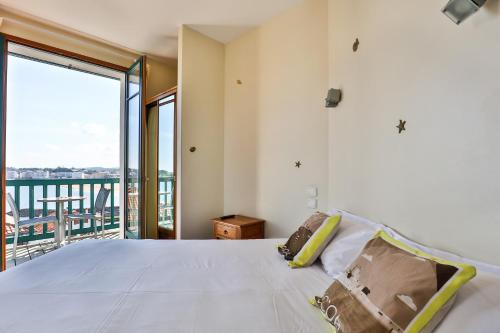 Hôtel Agur Deneri