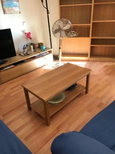  5 bedrooms appartement with enclosed garden and wifi at Cartagena 4 km away from the beach in Cartagena