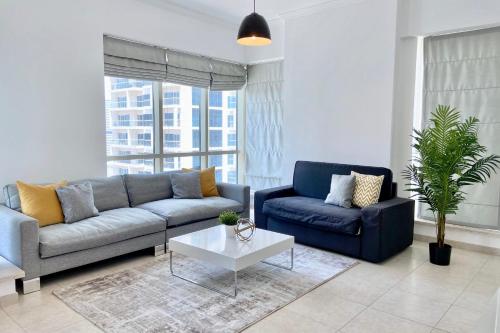 Spacious Al Majara Flat by GuestReady - image 10