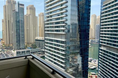 Spacious Al Majara Flat by GuestReady - image 9