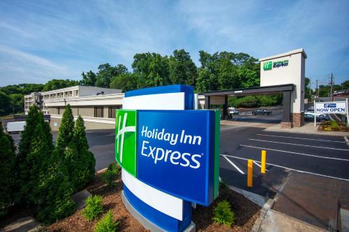 Holiday Inn Express Athens - University Area