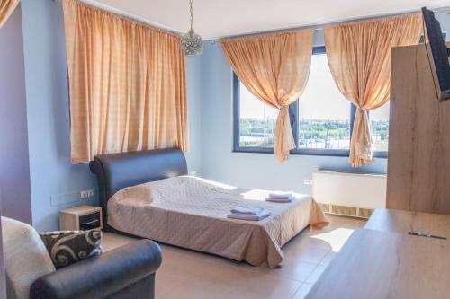 Via Mare Apartments 2