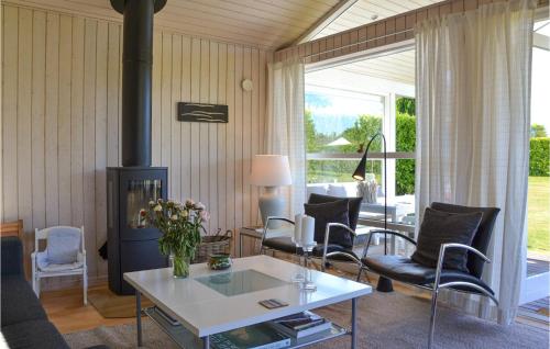 Beautiful home in Gilleleje w/ WiFi and 4 Bedrooms