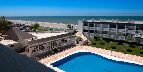 Apartamentos Turisticos Flamero – khách sạn tại Matalascañas