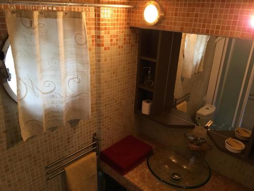 Boat For Guest - image 8