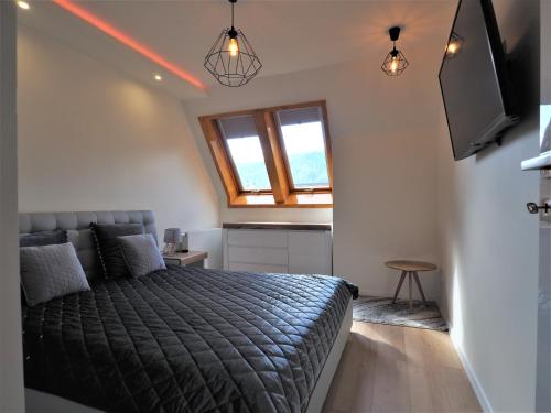 One-Bedroom Apartment image 10