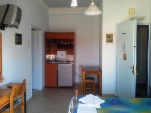 Apergis Rooms - image 4