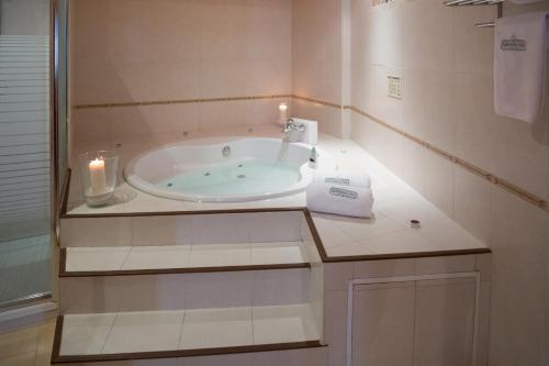 Suite with Spa Bath
