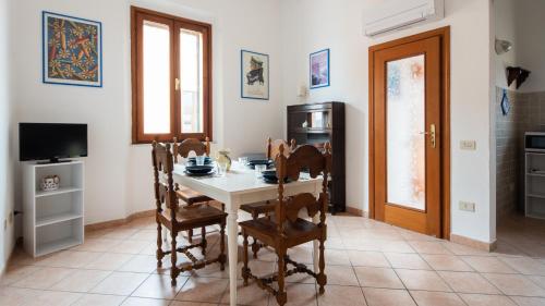 Italianway - Regina Elena 64 - image 9