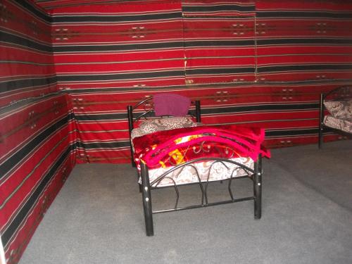 Single Tent image 5
