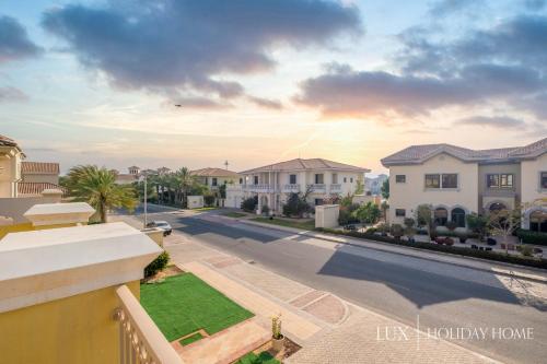 LUX - The Savoy Palm Villa