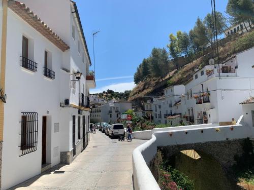 Casa Cueva El Puente 1