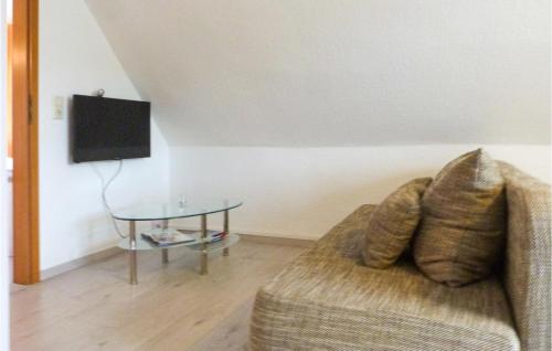 Amazing apartment in Gager w/ WiFi and 1 Bedrooms - image 6