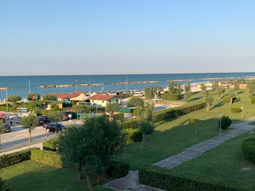  Al Mare Apartament, Ferienwohnung in Fano