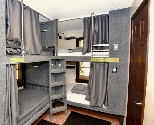 1 twin bed