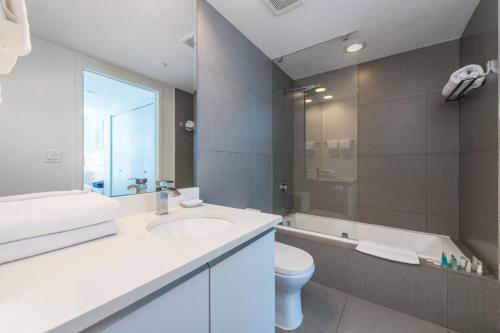 Churchill Suites Monte Carlo Miami Beach - image 12