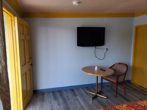 Rose motel in Compton, USA