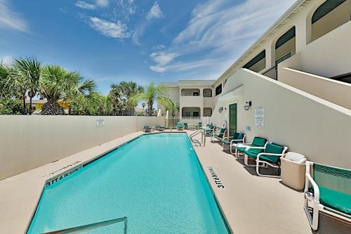 Prime Gulf Getaway with Pool - Walk to Beach Dining condo - image 9