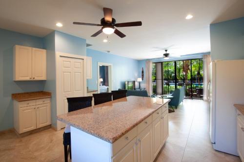 Nicely Decorated Ground-Floor Unit in Front of Pool at Pacifico in Coco