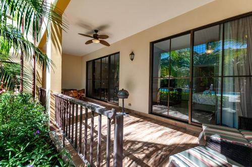 Nicely Decorated Ground-Floor Unit in Front of Pool at Pacifico in Coco