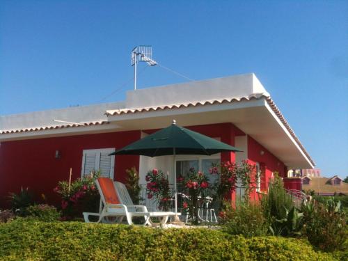 2 bedrooms villa with sea view enclosed garden and wifi at Sciacca 5 km away from the beach