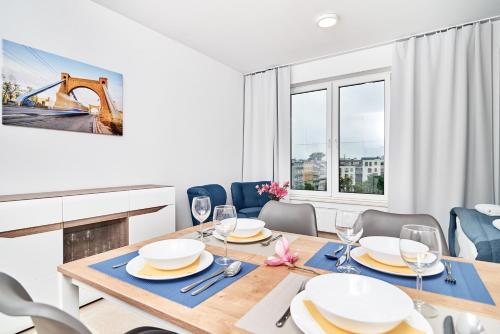 Apartments Wroclaw Pulaskiego by Renters