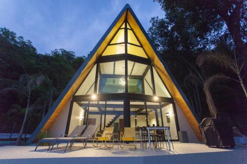 Exterior view, Bamboo Garden House in Laem Sing