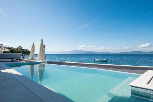  Apartments Poseidon in Sreser