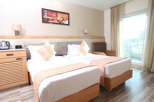 Hotel cliffton in Mumbai