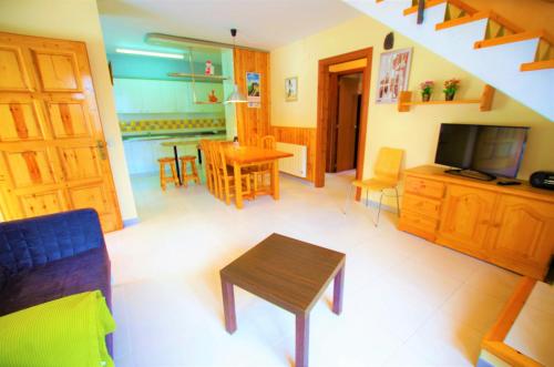 V&V LLORET - Villa Canyelles, Lloret de Mar (photo 9)