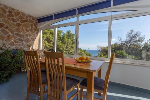 95m2 apartment with two bedrooms and two bathrooms