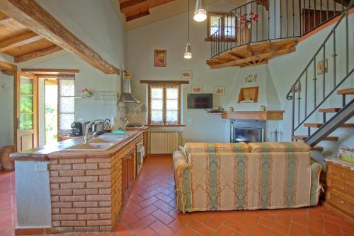 Kjøkken, Casa Margherita 2 by PosarelliVillas in Bagnolo