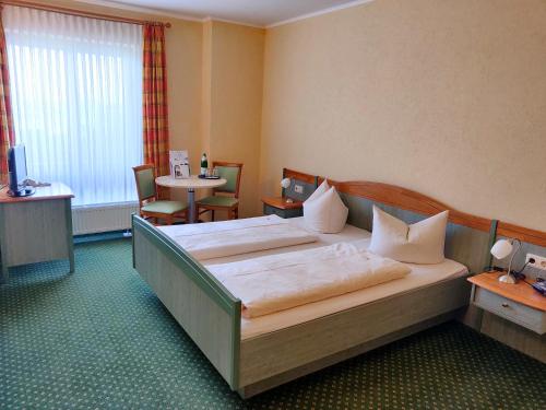 1 queen bed
