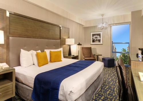 โฮเทลโรเบิร์ตทรีต (Robert Treat Hotel) in นวร์ก (NJ)