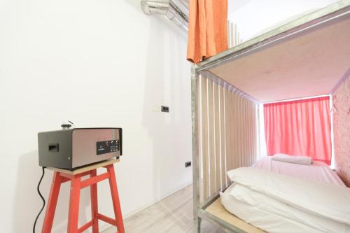 Bed in 4-Bed Mixed Dormitory Room