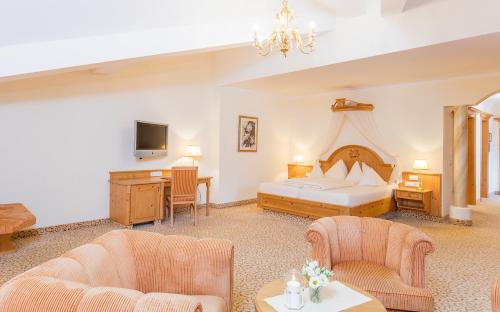 Suite with Sauna