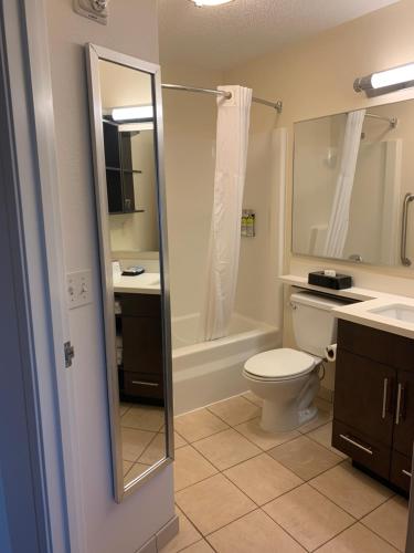 Candlewood Suites Fargo-North Dakota State University an IHG Hotel - image 14