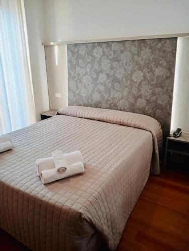 Hotel Monica - image 2