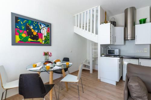 Apartment on Dante street next to the sea, Niza (foto 6)