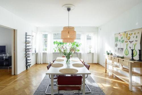 Boende i ett lugnt och centrumnära villaområde - Apartment - Gothenburg