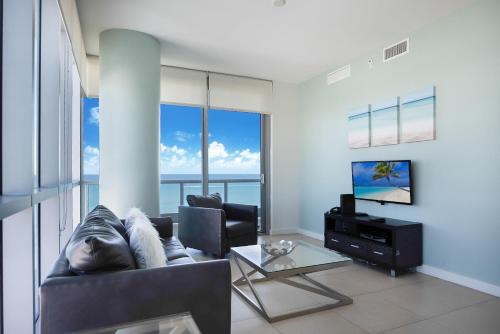 Bluebird Suites Monte Carlo Miami Beach - image 3