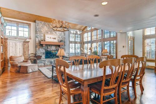 Royal Elk Villas 8 - image 3