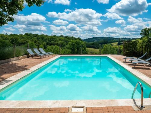 Beautiful holiday home with pool in Teillots