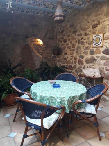 Létesítmények, La Casa Del Teix in Eslida