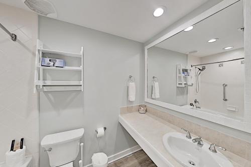 2-Unit Retreat in Luau I at Sandestin® Near Beach condo - image 7