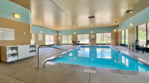 Swimming pool, Holiday Inn Express Park City in Park City (UT)