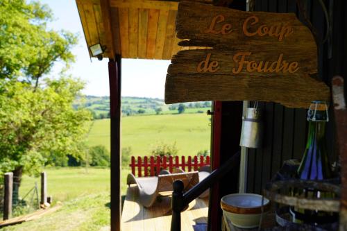 Hébergements Insolites dans tonneaux - Gite Le Coup de Foudre