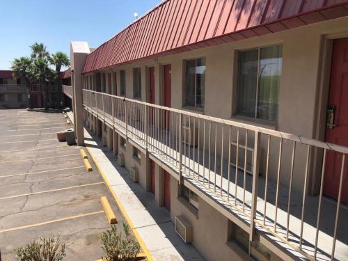 Happy Inn I-10 eloy and Casa Grande - image 5