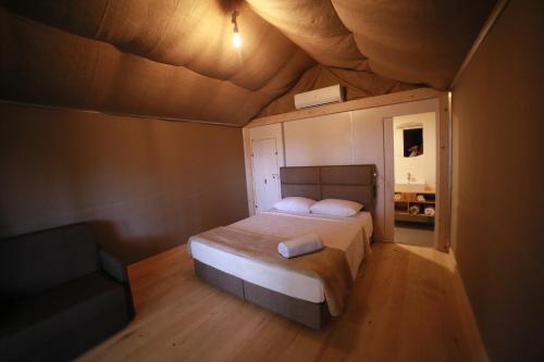 LONGOSPHERE GLAMPING