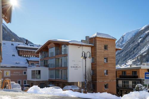 Hotel Charly
